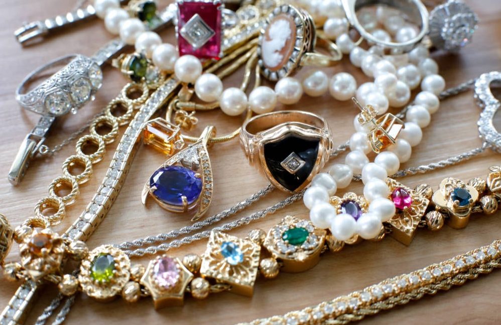 Difference between antique and vintage | Antique Vintage Jewelry